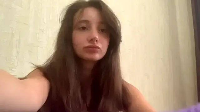 Cutie_Emilia — tease boobs