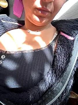 Daiana_Andra — Ass in giro per casa