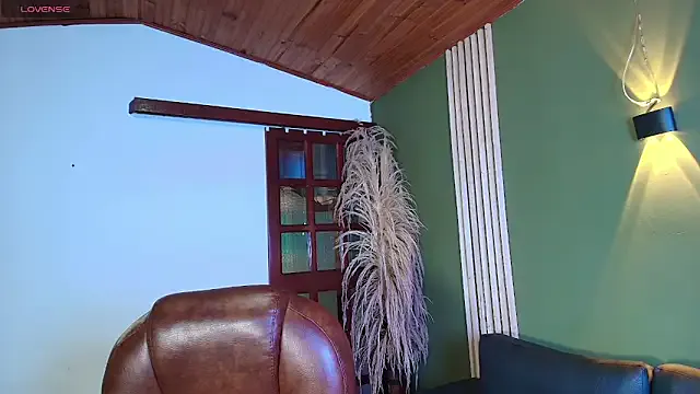 DanielaMonroe —  Orgasmo en vivo