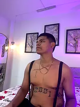 DannySamm — Passionate kisses + handle + bra of