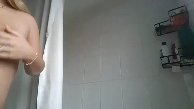 Delilahs_Playtime — Get Me Naked 