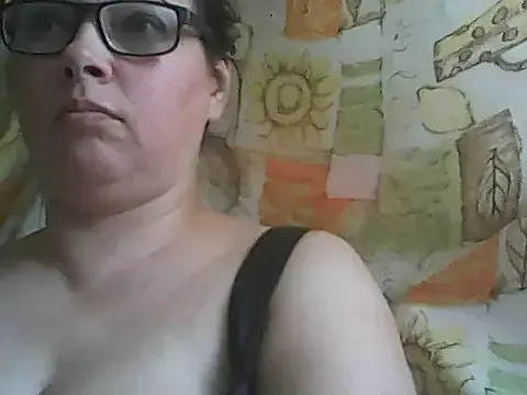 deluxpussy — flash tits