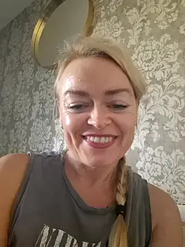 demidelightfulxx — massage
