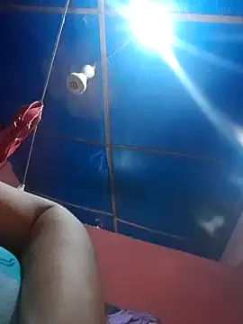 Desi-GIRL- — Fingring pussy