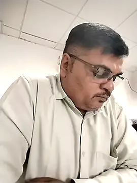 Desi_Lodo_Gujju_Boy — Office Time