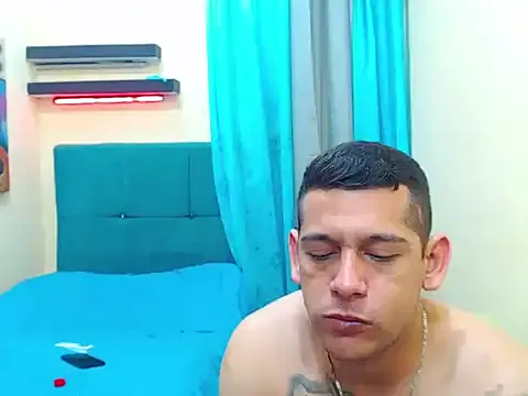 destroy_ass — show cum facial