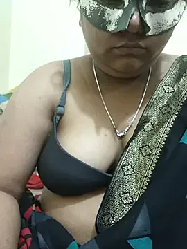 dhanshri143 — Nude dance