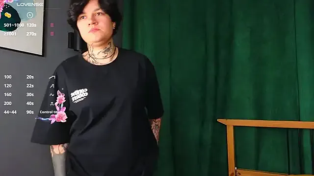 DianneKing — Flash Boobs