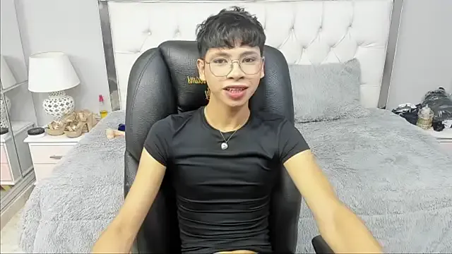 dilan_911 — FUCK DILDO + OIL