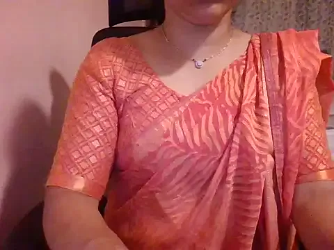 Diya_04 — chocolate syrup on boobs