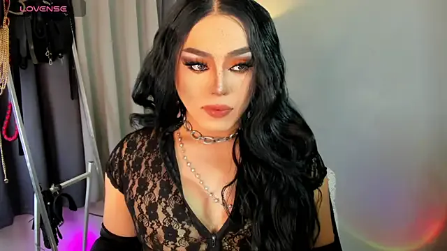 DominaAurumXXX — I need a SLUTTY BOTTOM to breed .