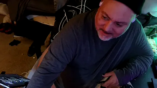 Drake_DVamp — tokens rule hese parts like thunderdoime