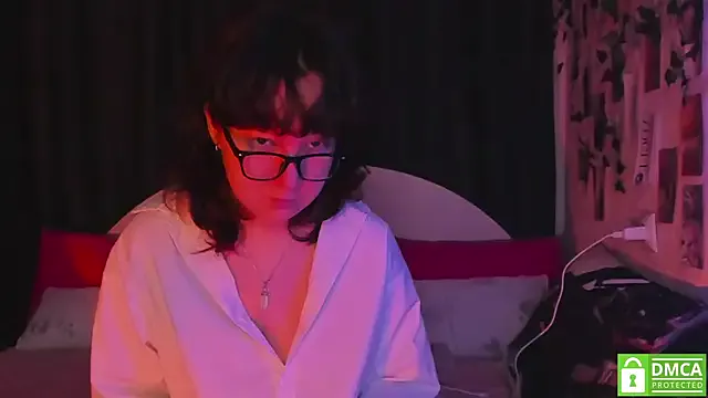 dreamgirllovee — air kiss