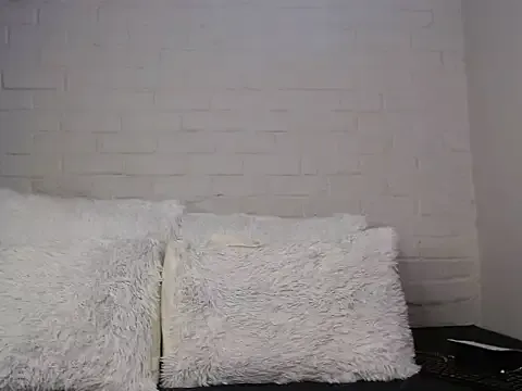 DrippinCaramelCutie — FUCK DILDO