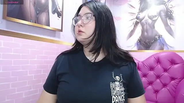 Dulce_meow — Massage your tits with oil, pinch nipple