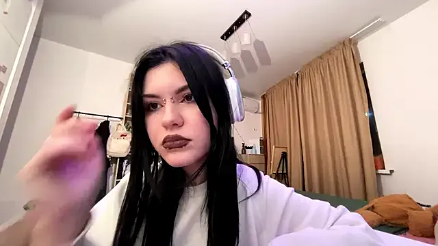 DulcieBelin — air kiss