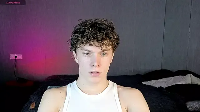 DYLAN__WILSON — cum show