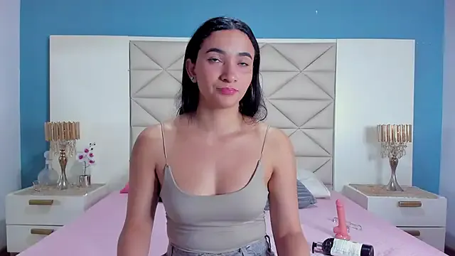 EliDurann — Striptease
