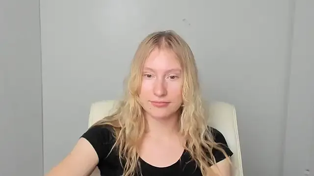 Elizabeth_Kissa — Freechat on StripChat