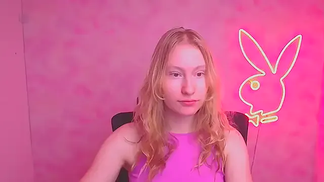 Elizabeth_Kissa — Freechat on StripChat