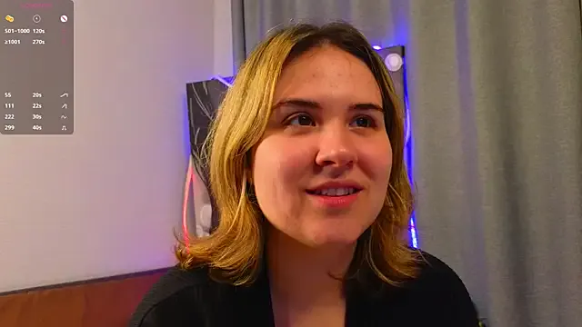 ElizabethDixon — Flash Boobs