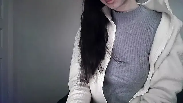 ElizaSwon — striptease till panties and twerk