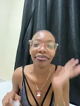 Ella_prettybrownskin — vibration doggy