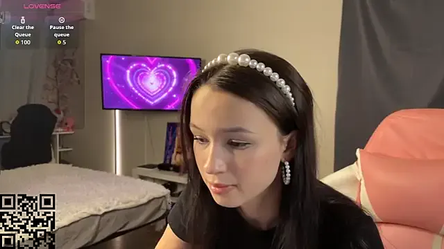EllaSimonss — show panties
