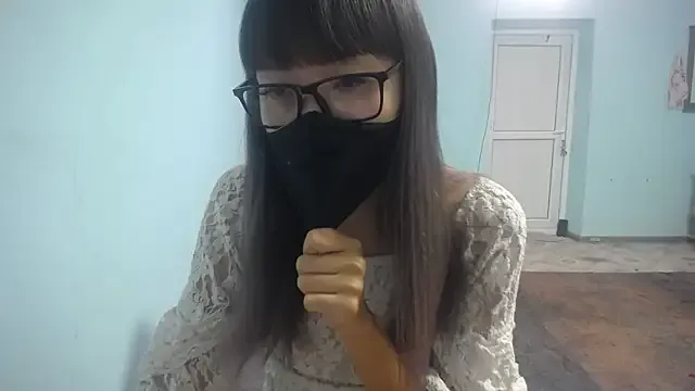 elllaaxx — strip dance naked