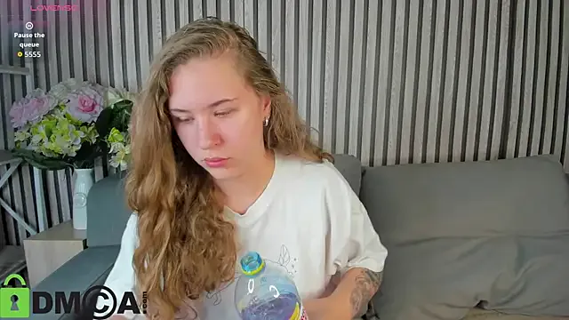 Elsie_Cutties — show boobs