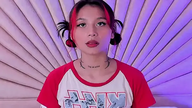 EmaDuff — Slow sensual strip 