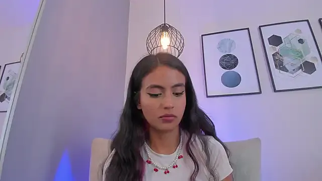 emily_bank — OILY FOOTJOB