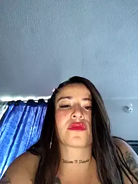 Emily_Kooper — Show my delicious tits