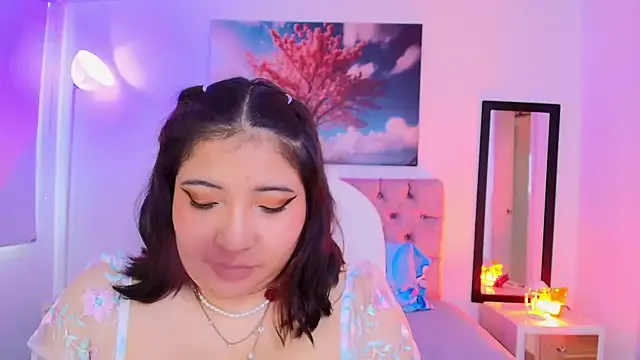 Emma_monserrat — SEND U KISS