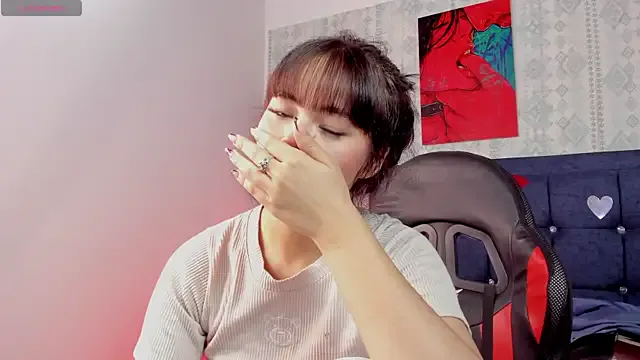 emma_myers1 — squirt