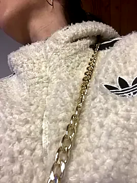 Emma_pink10 — Flash tits 