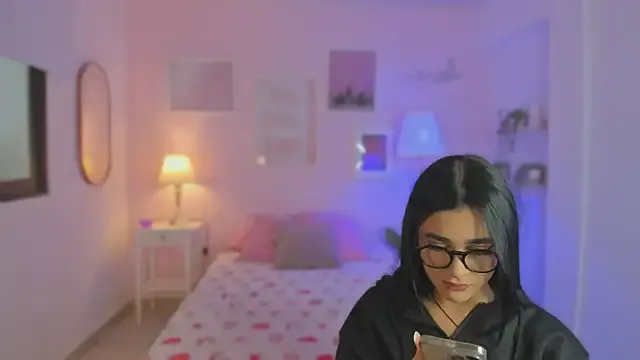 emma_soul1 — FLASH TITS