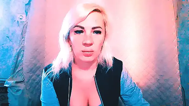 EmmaCat_ — show my underwear