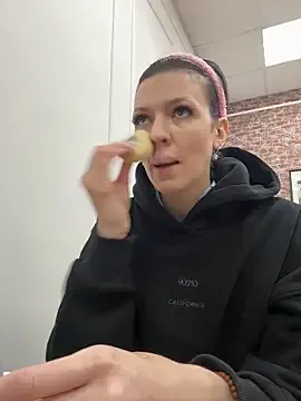 EmmaStarkk — flash ass + 1 min control