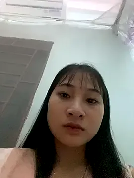 emvy-xinh04 — Freechat on StripChat