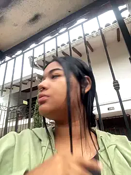 EnigmaRose_1 — Show tit the street