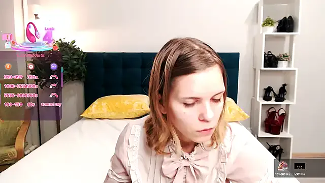 Enrujuvu_Vanpaia — dance topless