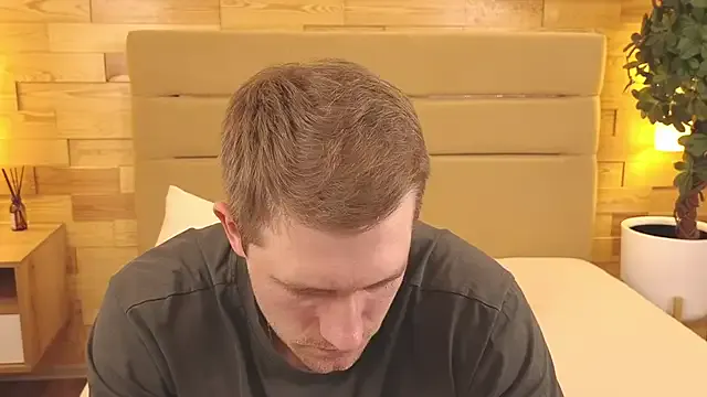 EthanPinkman — Freechat on StripChat