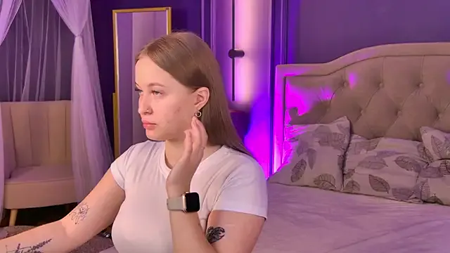 EvaHariss — Tease a bit