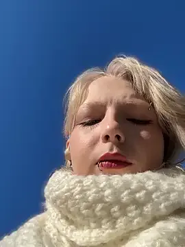 EveLittleSinner — Hi Eve!