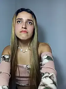 faby_Hot — Show Tits