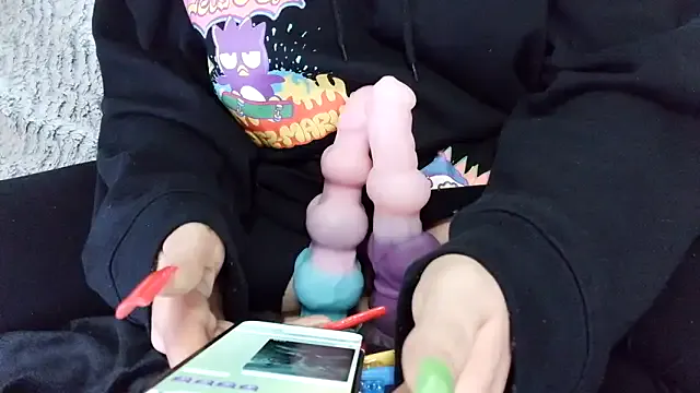 fetishslut4u — 169 finger pussy/600 monster dildo ass