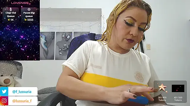 FranchescaSexy1 — Show Big Squirt in you Mouth