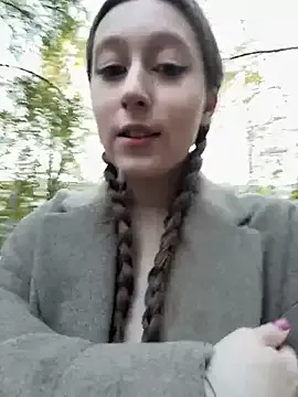 FroggyAnna — Freechat on StripChat