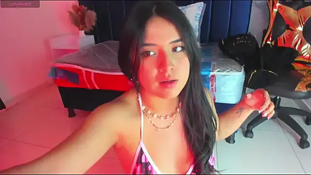 Gabbie_carterx — ride the dildo 